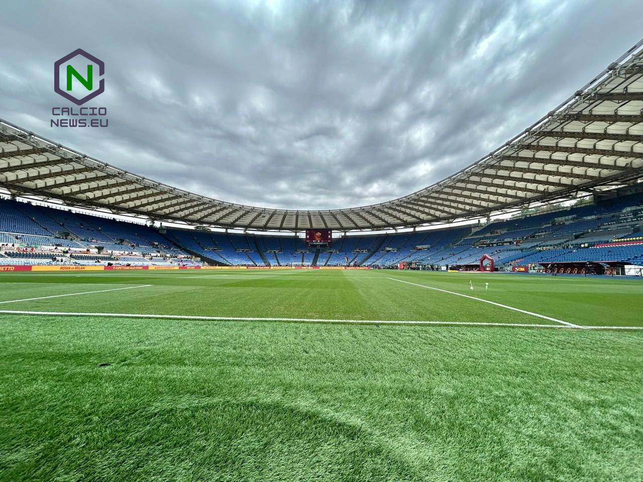 Milan, Conceicao: “Le pressioni fanno parte della storia del club. Leao? Sta bene, è disponibile”