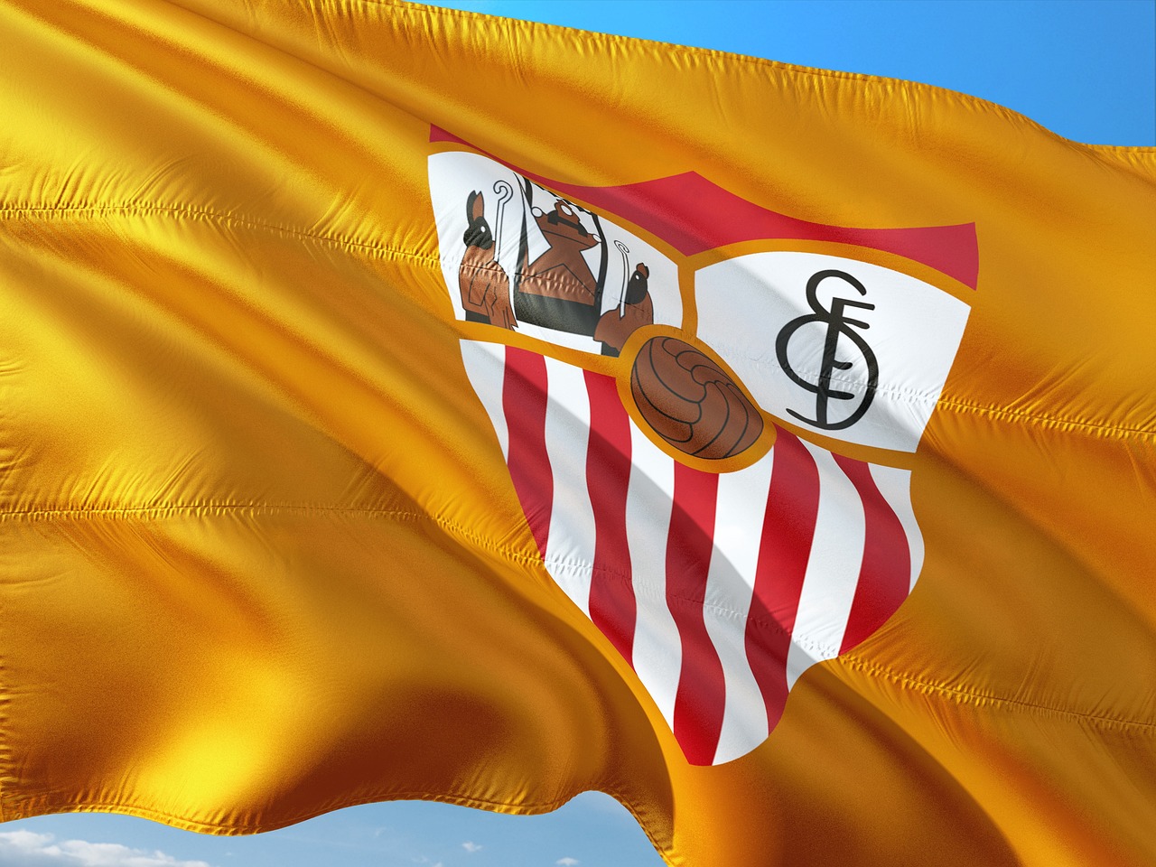 Disastro Siviglia, comincerà LaLiga con 12 giocatori in rosa: non può tesserare più nessuno