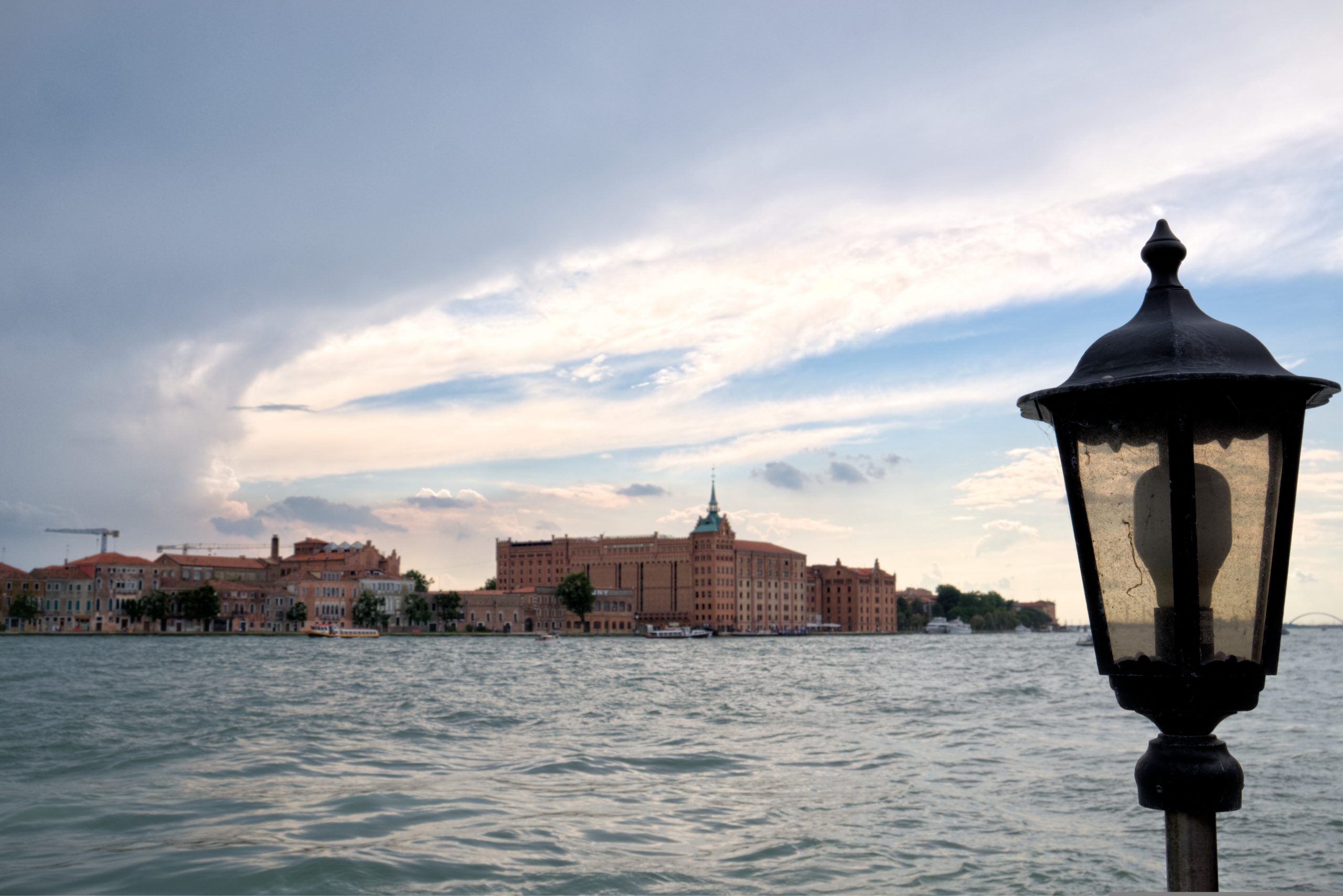 Venezia, il nuovo allenatore è sbarcato in città: firma fino al 2028