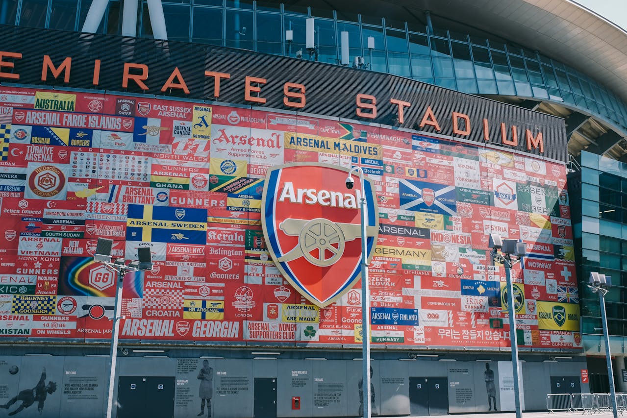L’Arsenal ora attende: se il City non vince con il Bournemouth sarà campione d’Inghilterra