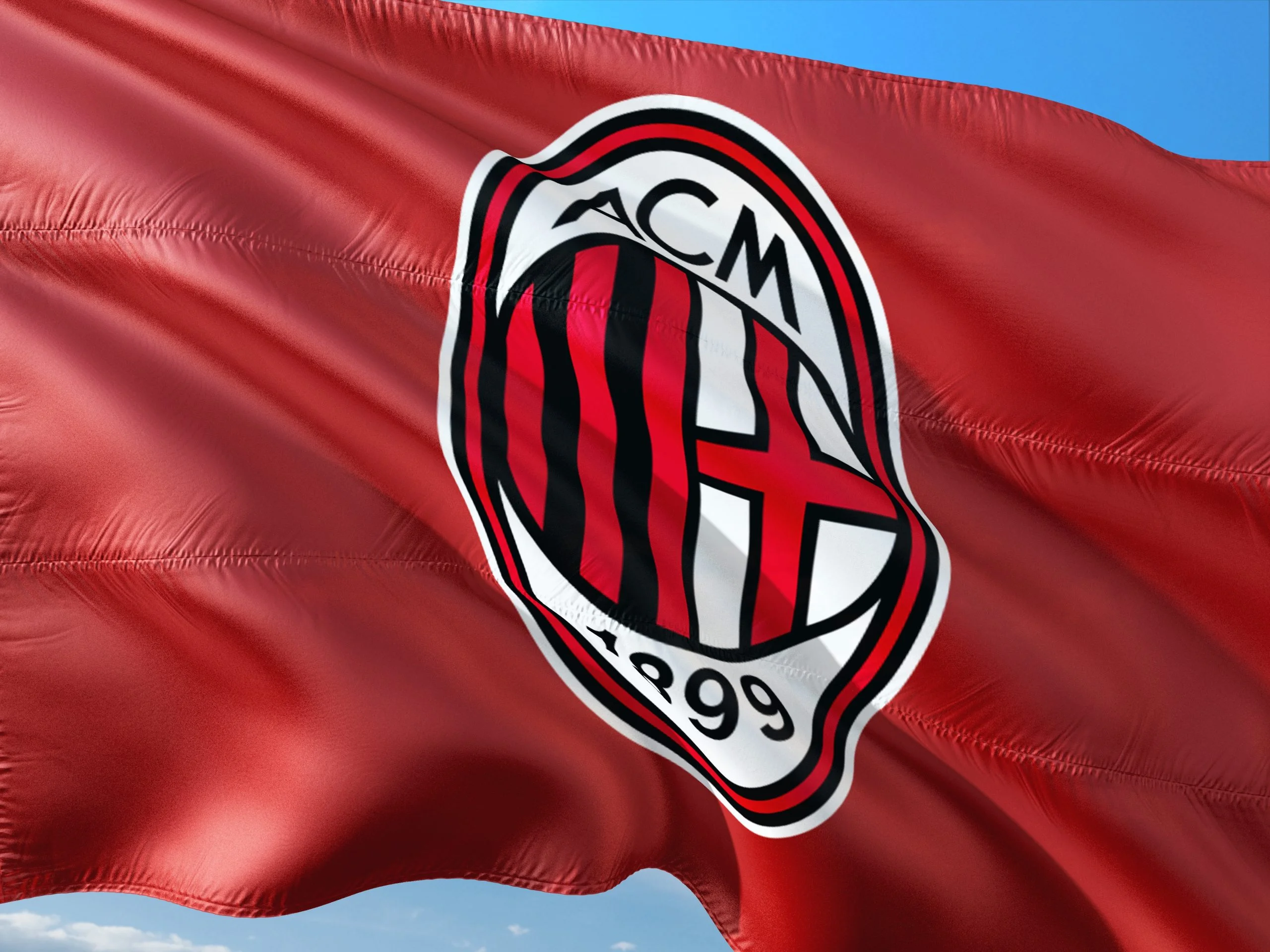 Milan, Leao rifiuta la Turchia: vuole solo la Premier League