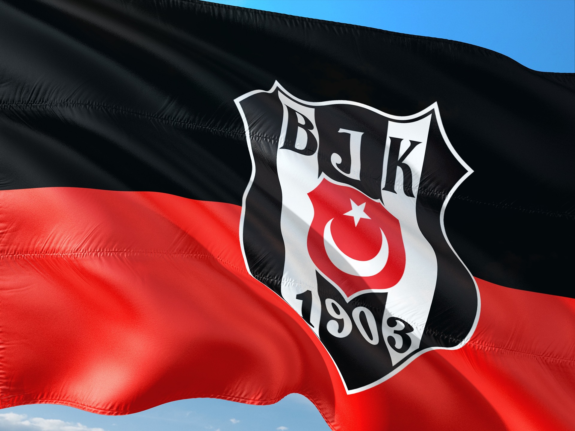 Vlahovic il prescelto del Besiktas: “No a Salah, vogliamo il serbo”