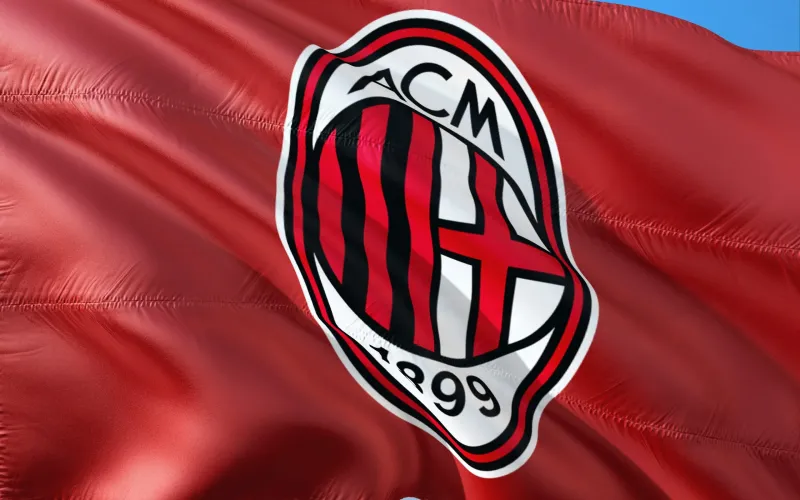Milan, Leao rifiuta la Turchia: vuole solo la Premier League