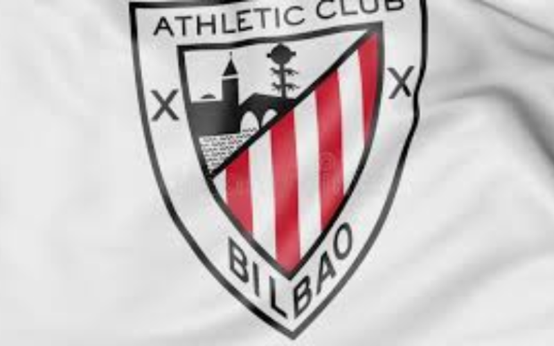Nico Williams rinnova con l’Athletic Club Bilbao