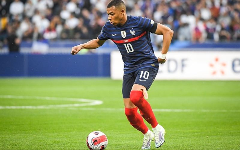 UFFICIALE, Mbappé compra il Caen da Oaktree: il comunicato