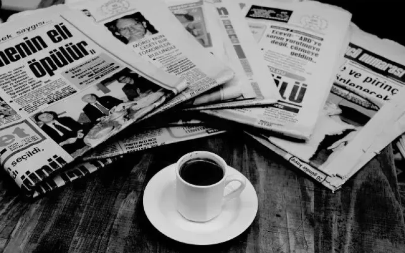 Le prime pagine dei quotidiani sportivi di oggi: 13 settembre 2025