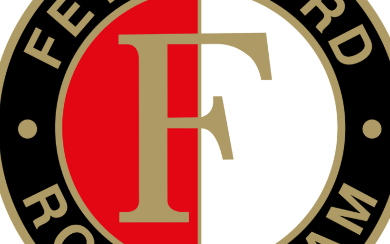 Feyenoord, clamoroso: UFFICIALE l’esonero dell’allenatore