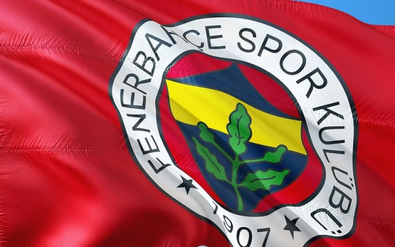UFFICIALE – Doccia gelida al Fenerbahce: esonerato Mourinho